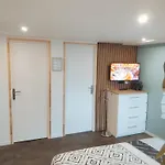 Le Ptit Lou Apartment *